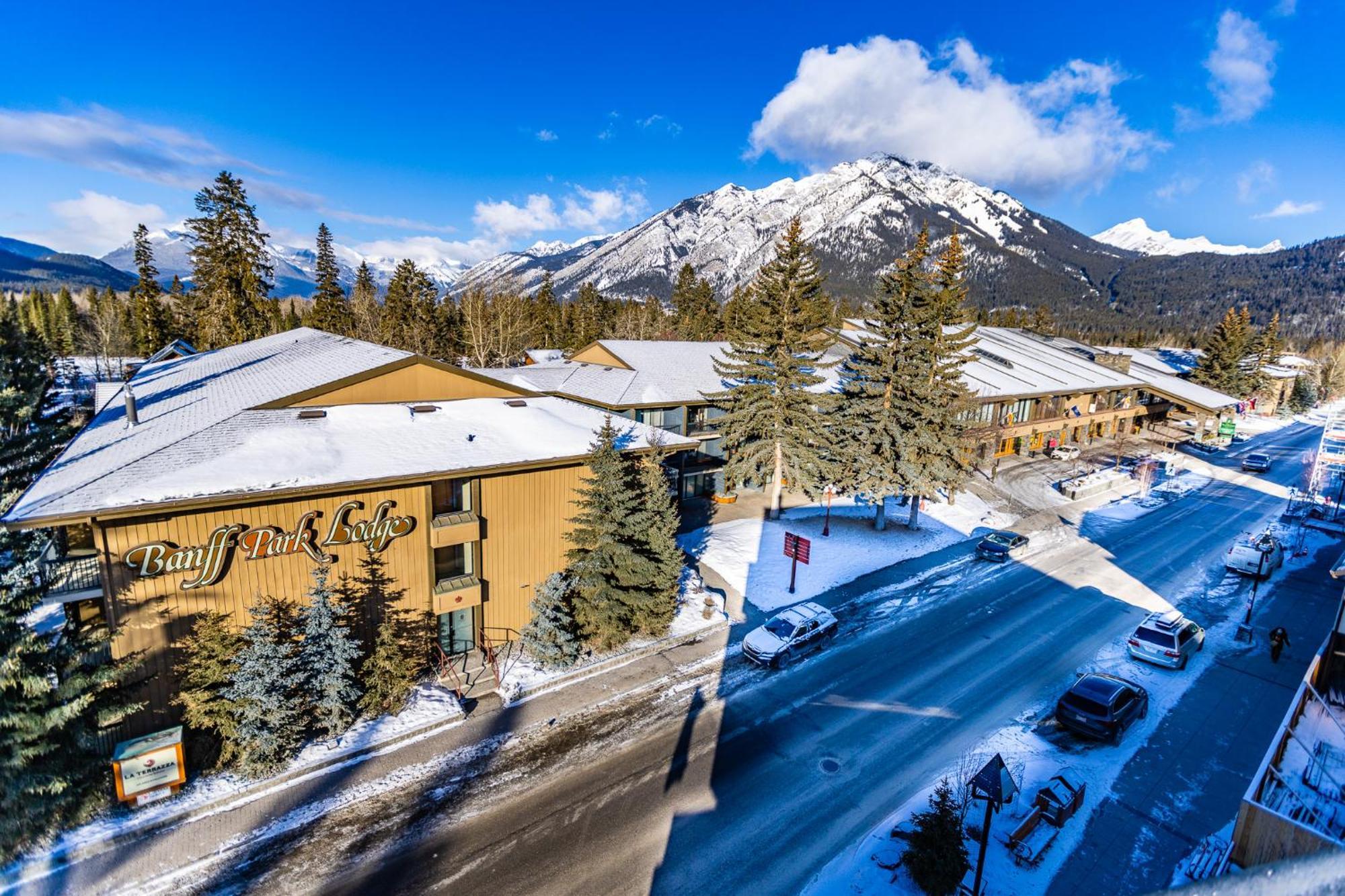 Banff Park Lodge Exterior foto